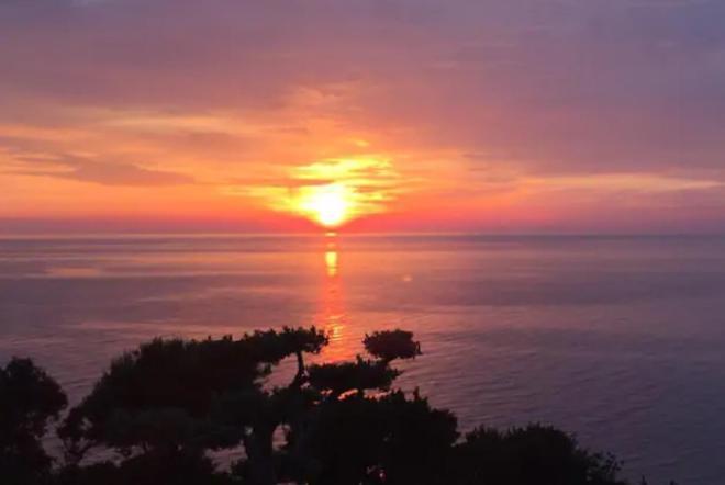 Coin De Paradis Vue Dominante Sur Mer, Montagne Et Tour Genoise Avec Jacuzzi *